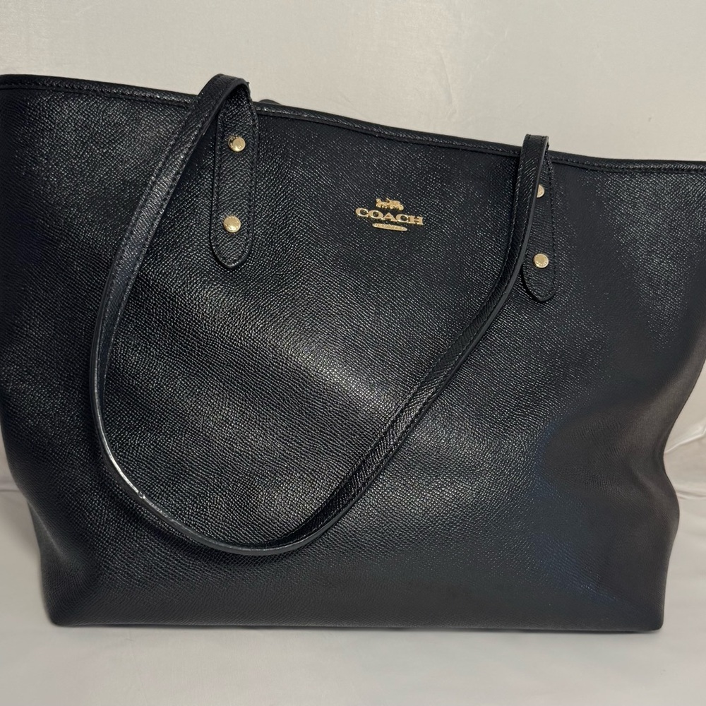 Coach Black Cross Grain Leather Tote